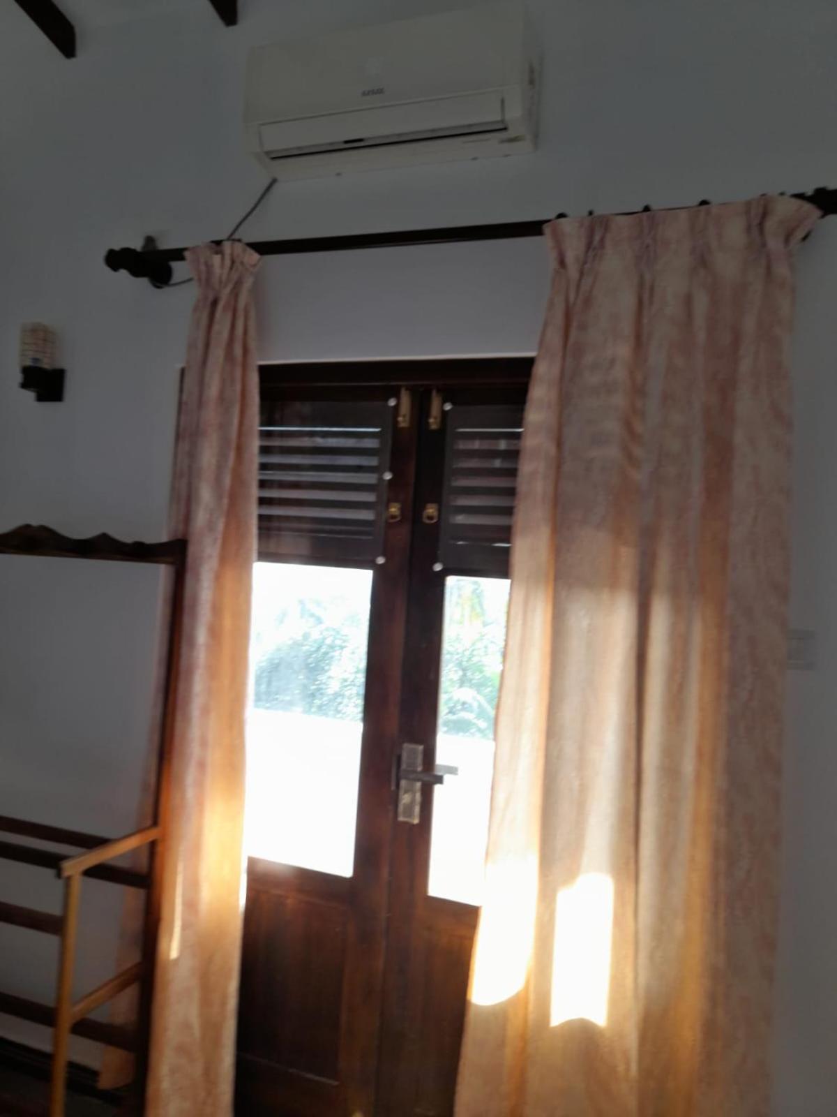 Mount House Hotel Apartment Диквелла Экстерьер фото